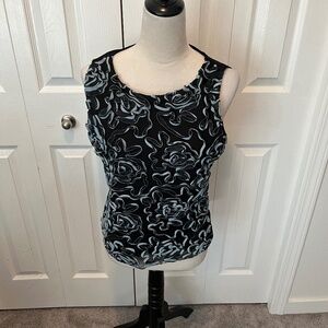 Laura petite L top